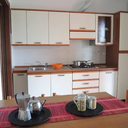 First Floor With Pool Apartment