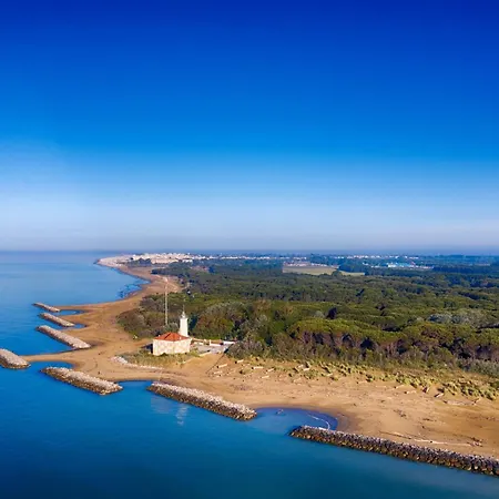 Apartamento Cozy Flat With Pool 500m From The Golden Bibione