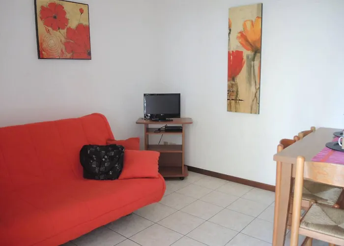 First Floor With Pool *